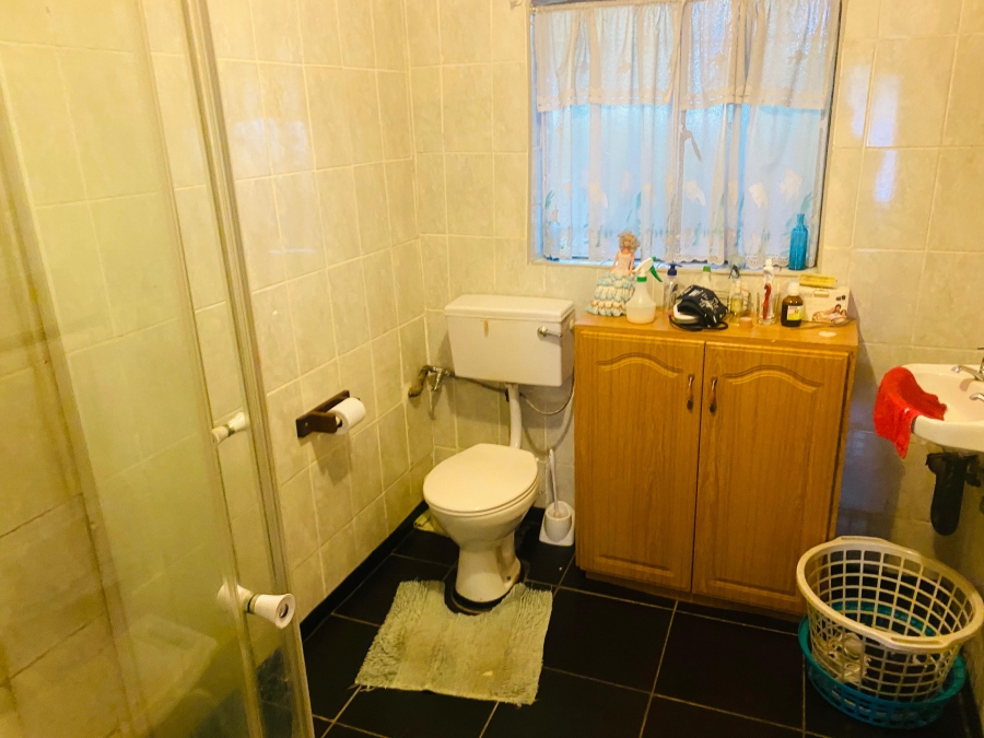 3 Bedroom Property for Sale in Roodia Free State